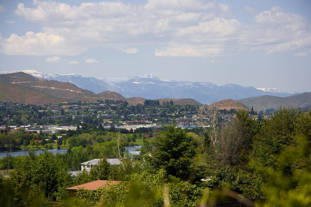 Picture for article "Wenatchee, WA"