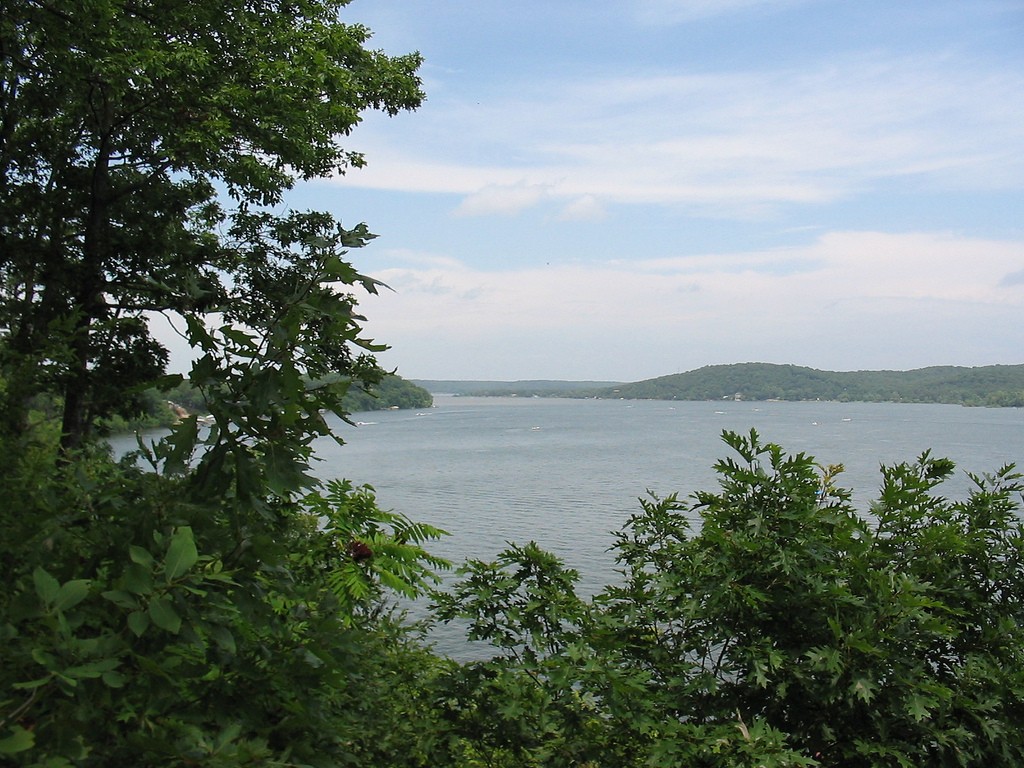 Picture for article "Grand Lake, OK"