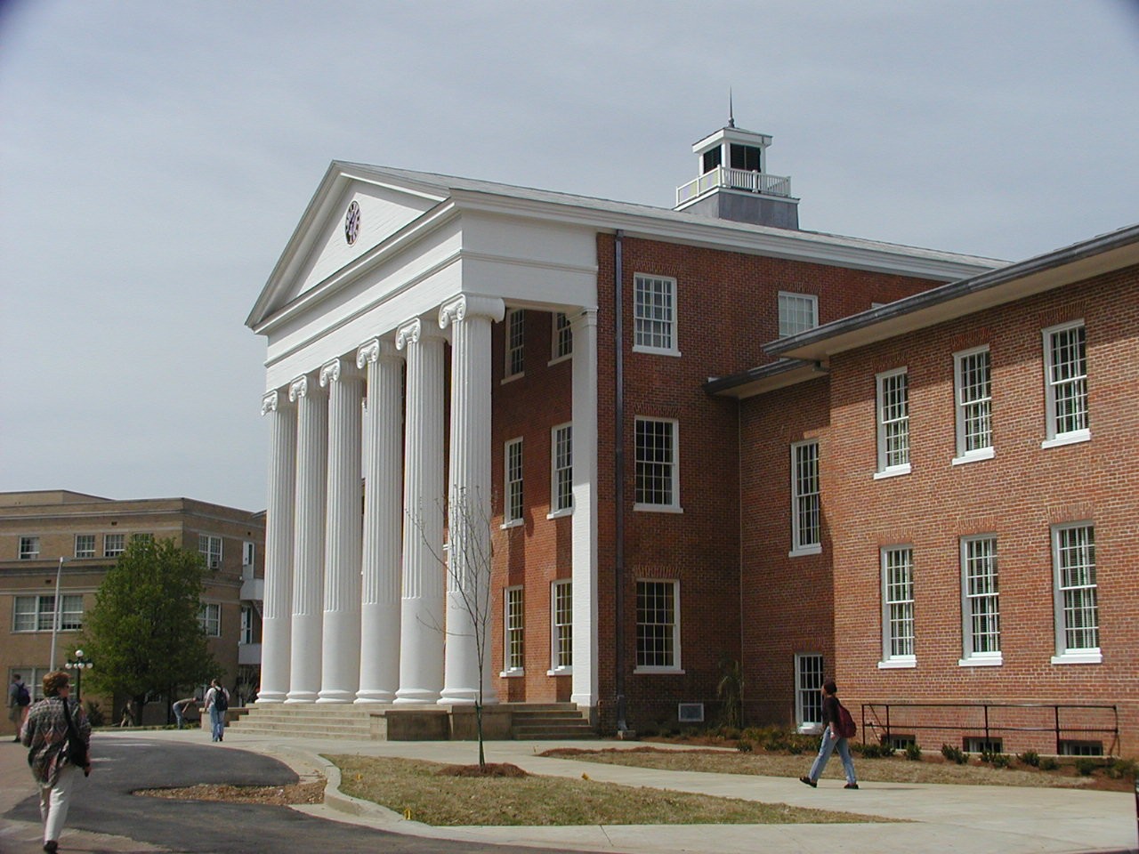 Picture for article "Oxford, MS"