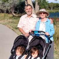 Sovereign Grace Christian Book Broker logo