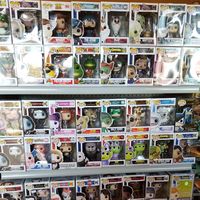 Deuces Wild Games & Souvenirs logo