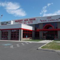 University Auto Center logo