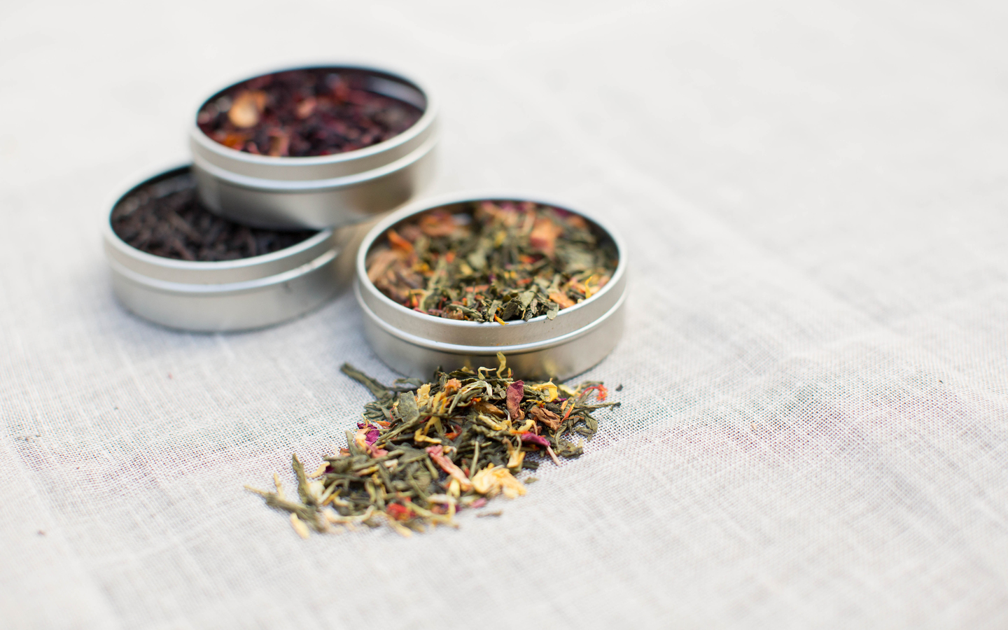 Young T & Tea logo