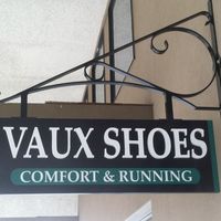 Vaux Shoes logo