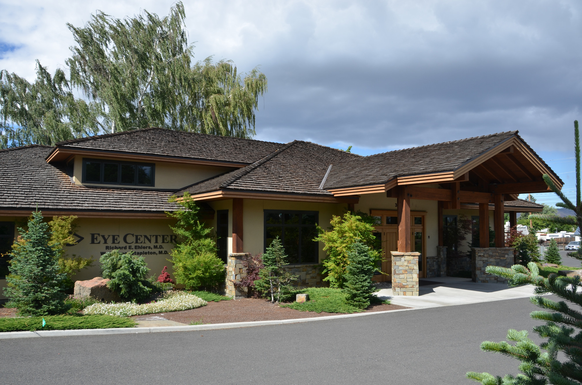 The Eye Center logo