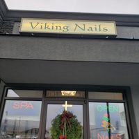 Viking Nails logo