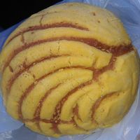 La Petunia Bakery Dos logo