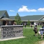 Moxee Elementary School logo