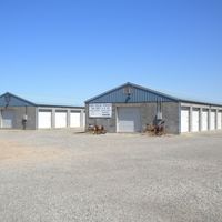 Dolan Storage logo