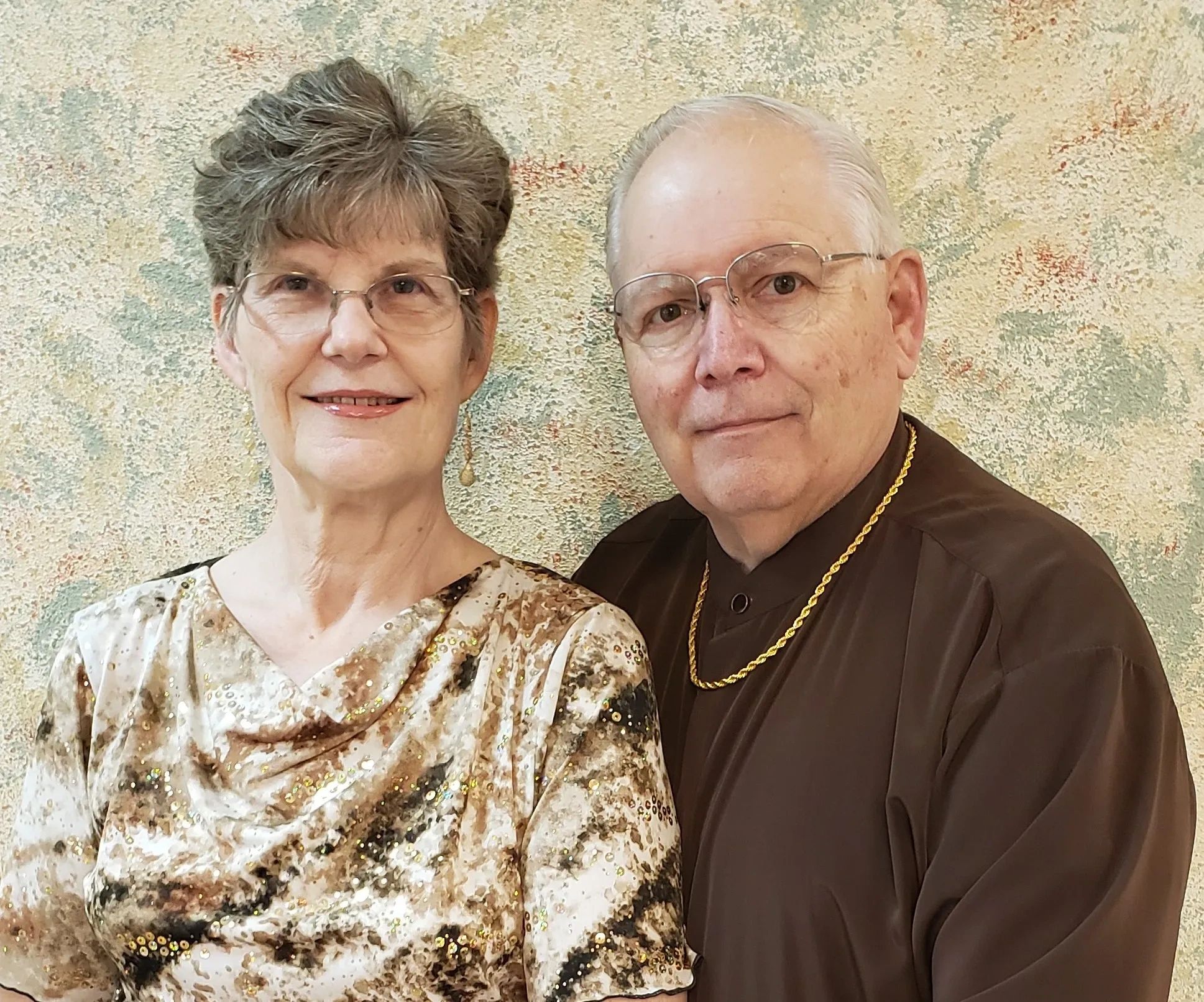 Debbie & Paul Taylor logo