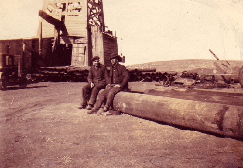 Bach Drilling Co logo