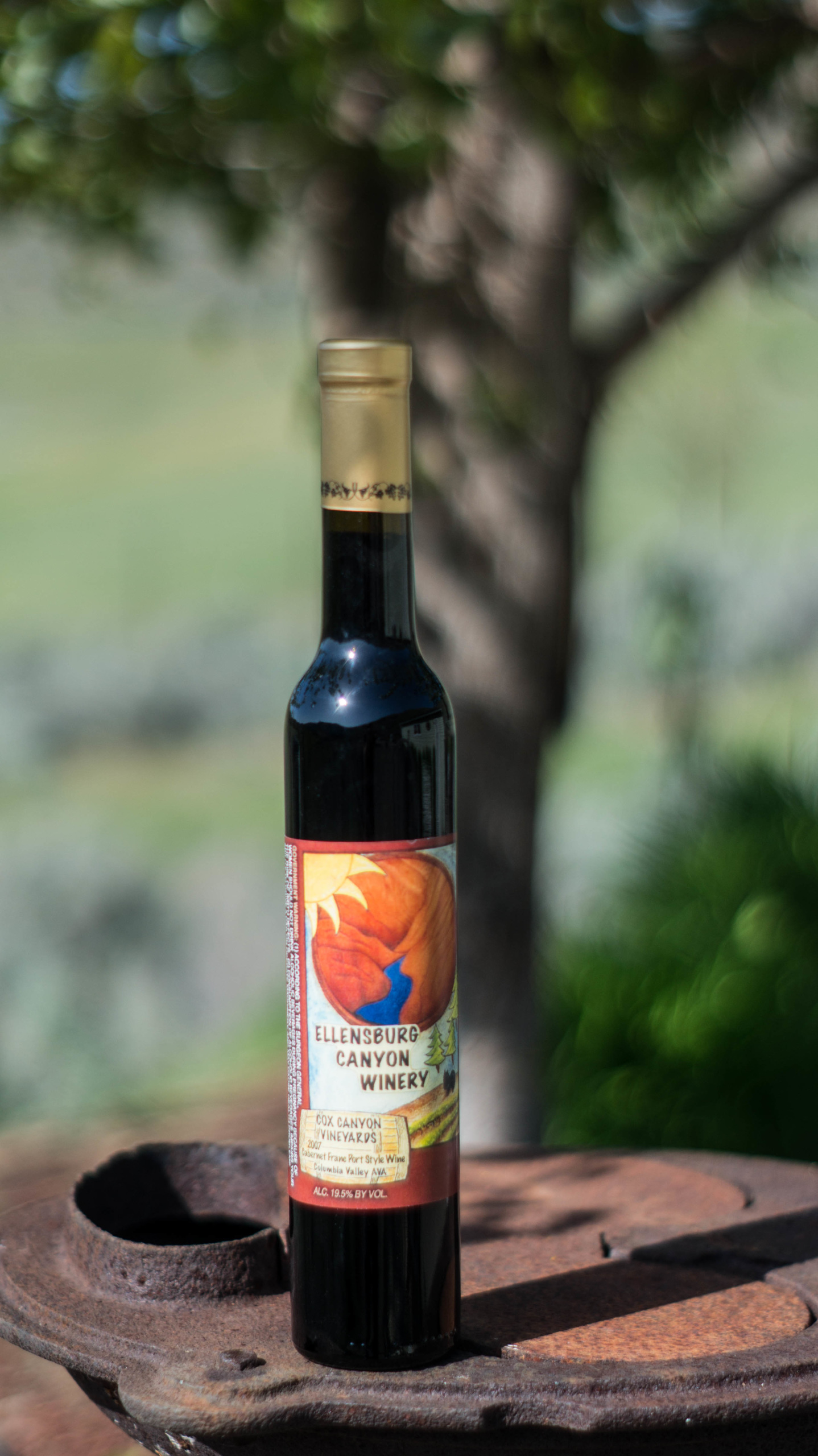 Ellensburg Canyon Winery logo