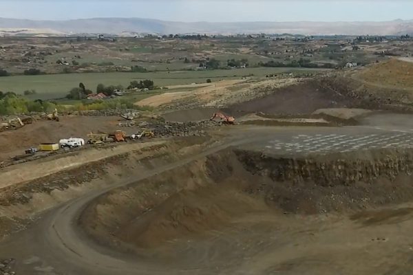 Anderson Rock & Demolition Pit logo