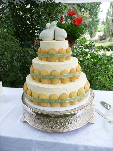 Christie's Cakes logo