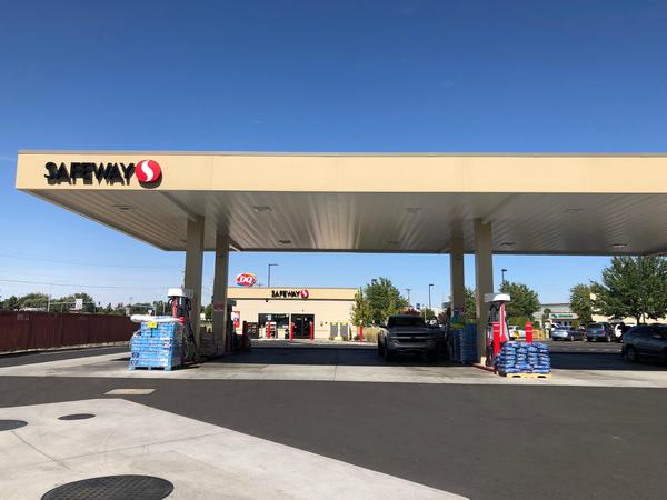 Safeway Fuel Station logo