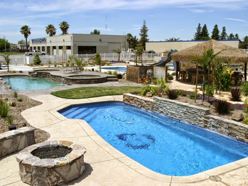 Boyer Mountain Pool & Excavation Inc logo