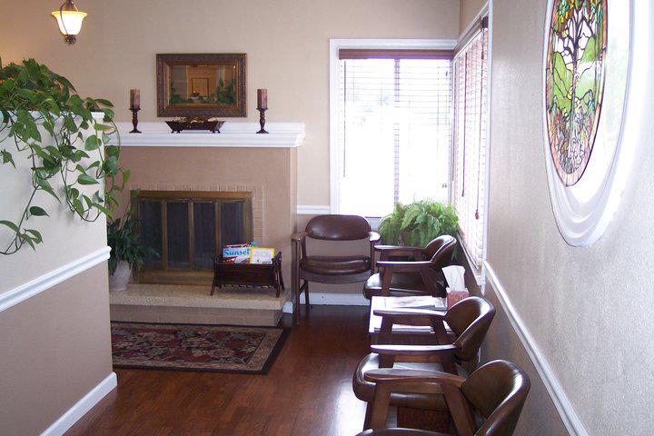 Columbia Chiropractic Clinic logo