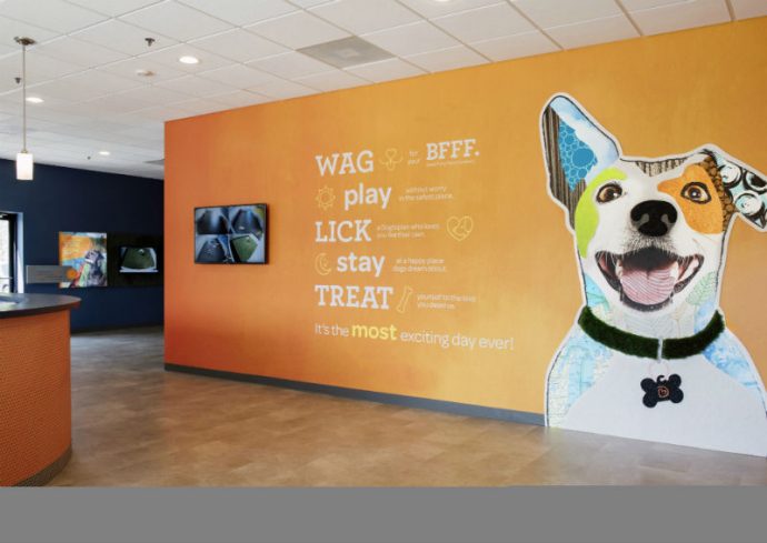 Dogtopia Of Midvale logo