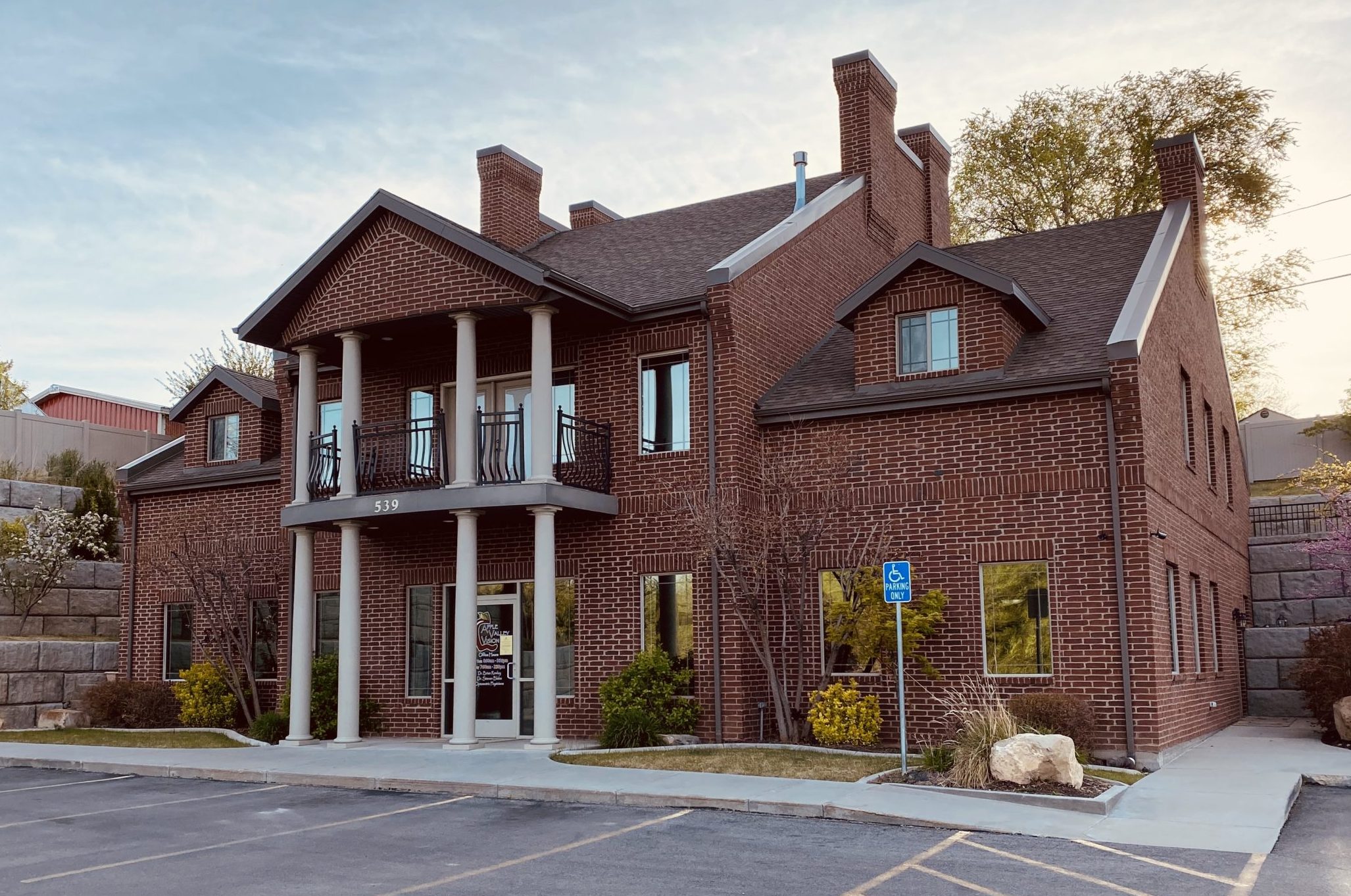 Brian F Rowley OD logo