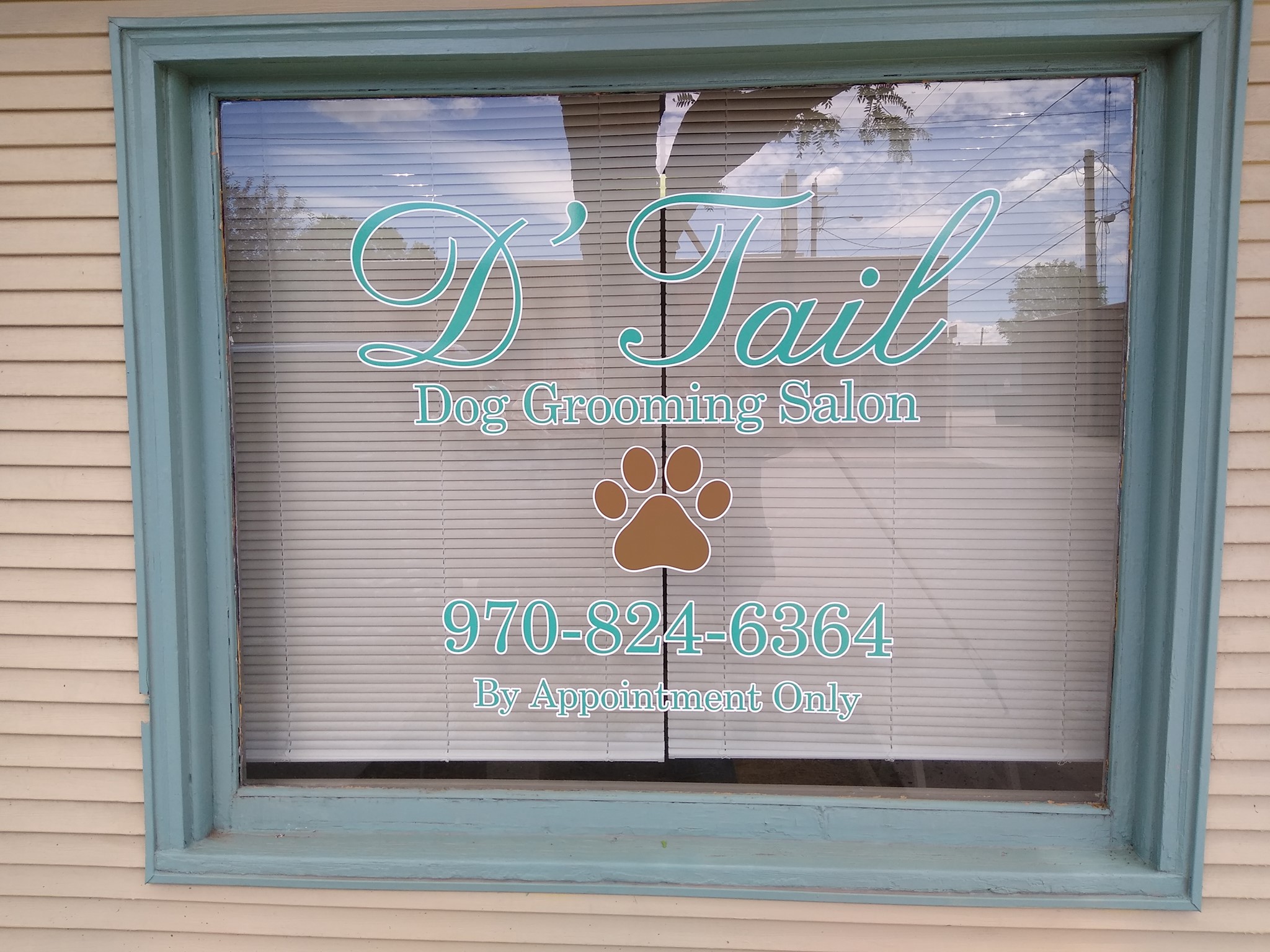 D'Tail Dog Grooming Salon logo