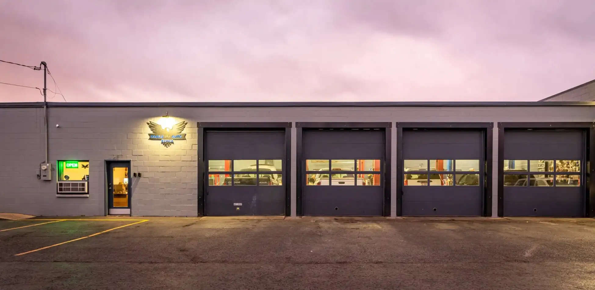 Eagle Auto Repair logo