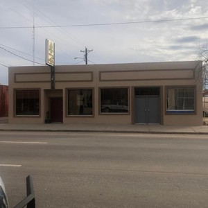 Popular Bar logo